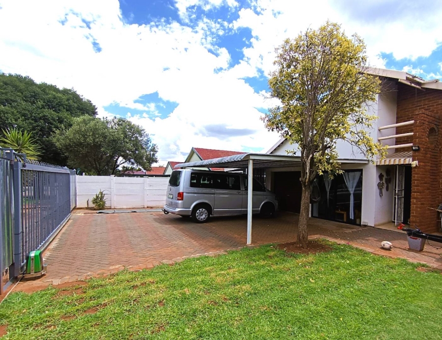 4 Bedroom Property for Sale in Universitas Free State